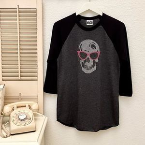 Bling Skull Raglan Sleeve Baseball Tee, Small, Kings of Cole, Gray & Bla…